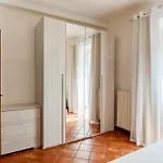 Spacious At 5 Min Walk From Station * Milano