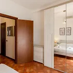 Spacious At 5 Min Walk From Station Lejlighed *