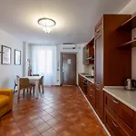 Lejlighed Spacious At 5 Min Walk From Station *