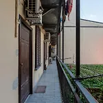 Spacious At 5 Min Walk From Station Lejlighed *